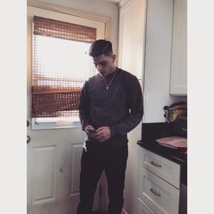 Meet your Posher, Robert